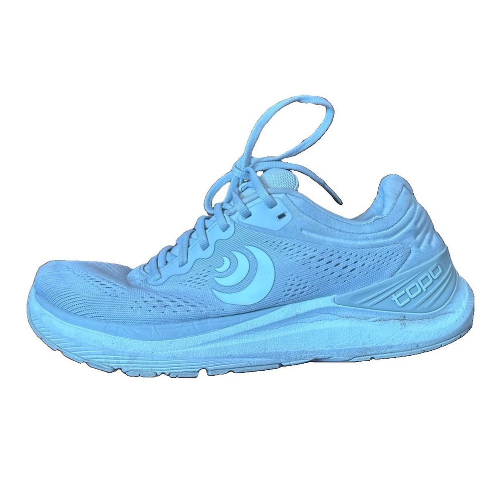 TOPO Ultrafly 4 Women's Running Athletic Shoes Size 9 White Sneaker